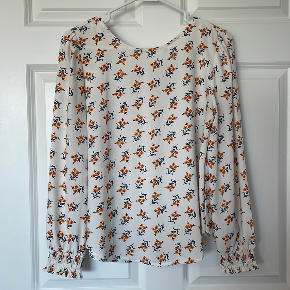Loft women’s white floral long-sleeved blouse